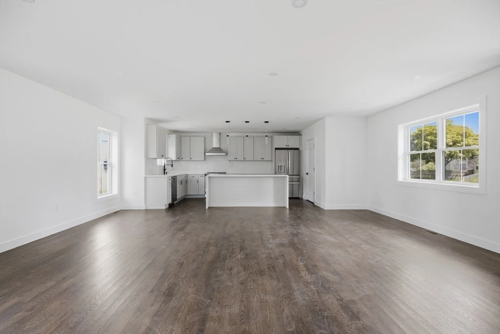 Photo of 61 Mcalee Ave
