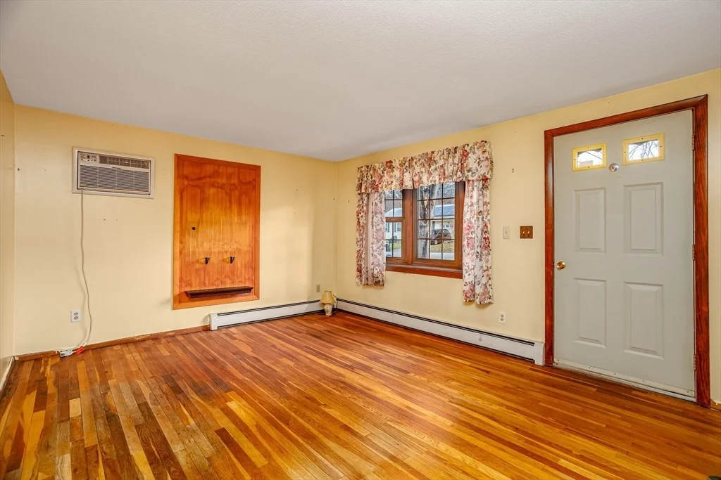 Photo of 199 Barthel Ave