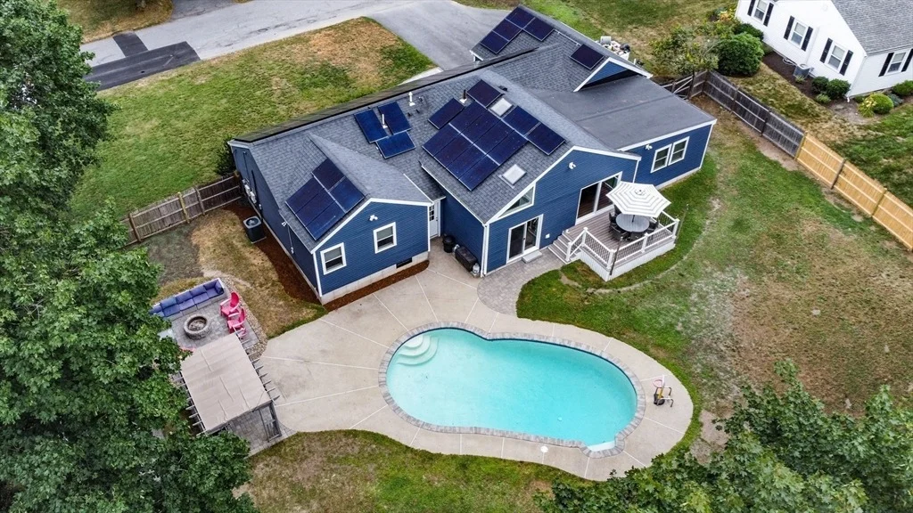 Photo of 19 Edgell Dr