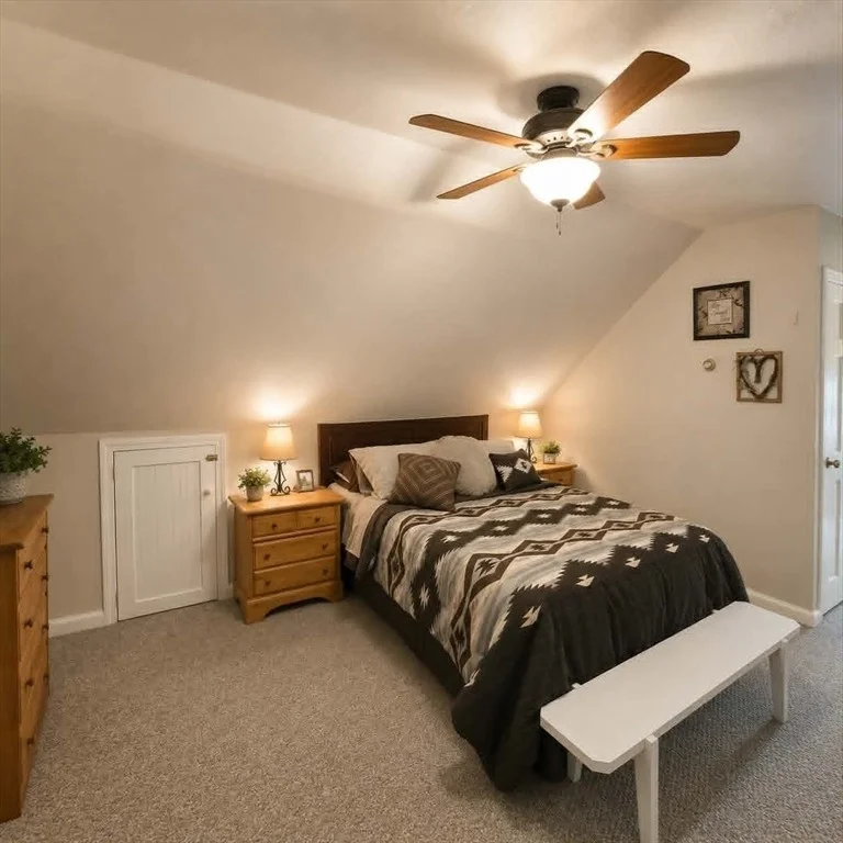 Photo of 18 Hunnewell Rd