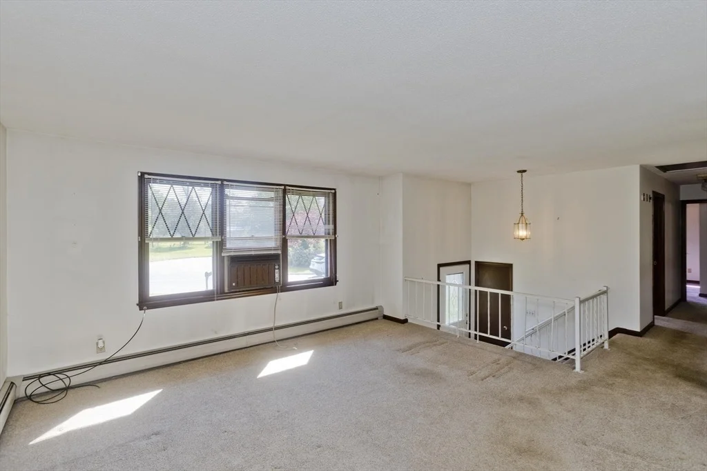 Photo of 6 Pine Wood Dr