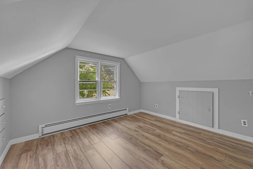 Photo of 187 Campbell Dr
