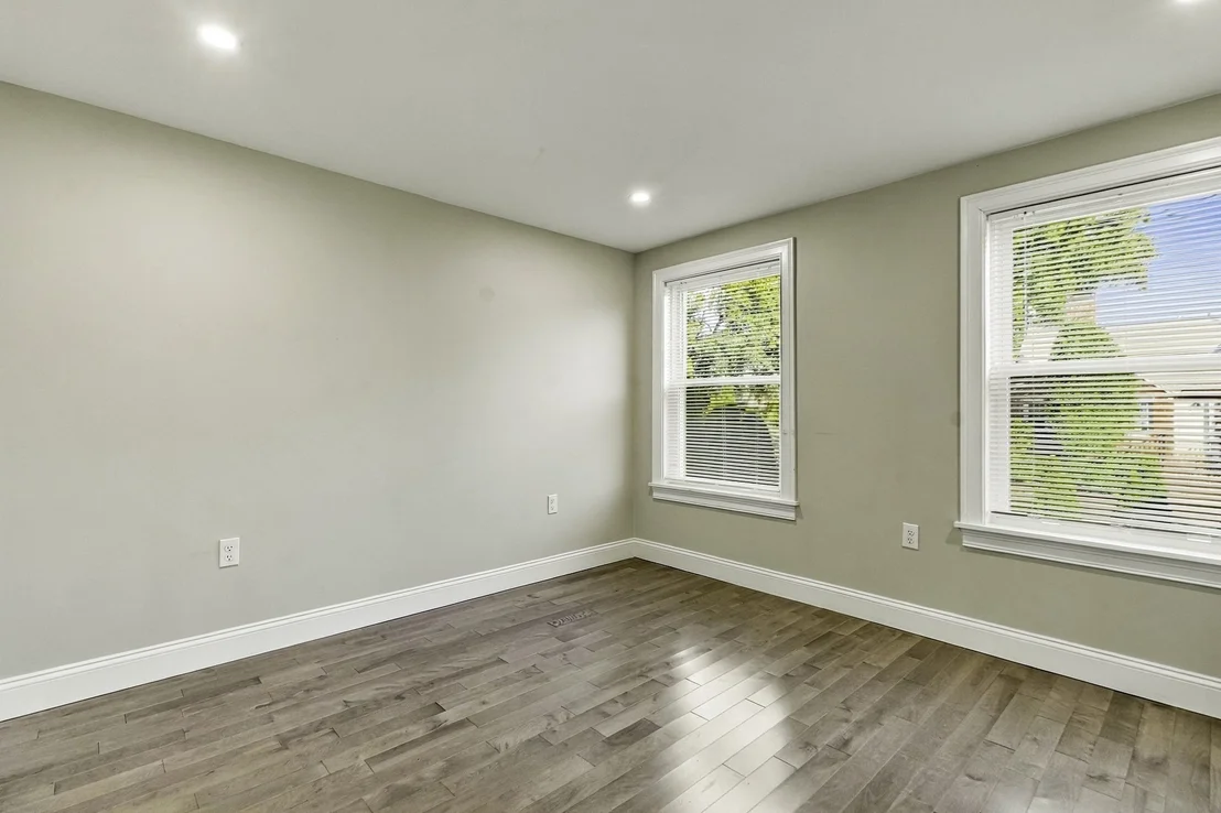 Photo of 47 Rosedale Rd