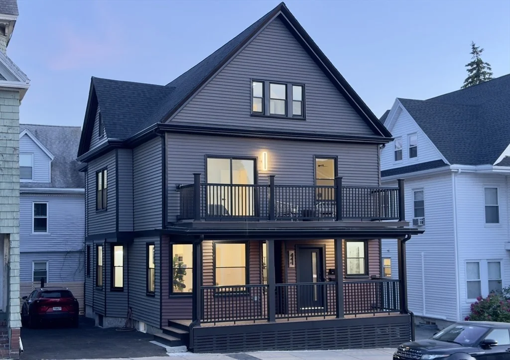 Photo of Unit 2 at 446 Broadway