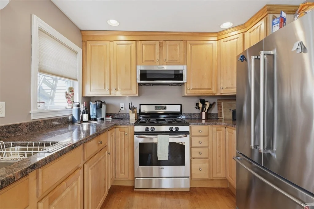Photo of 411B Lake Avenue