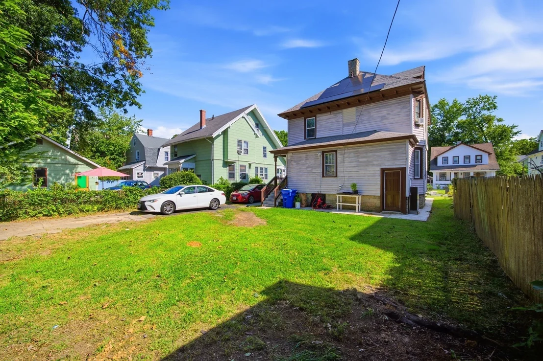 Photo of 28 Lyndale St