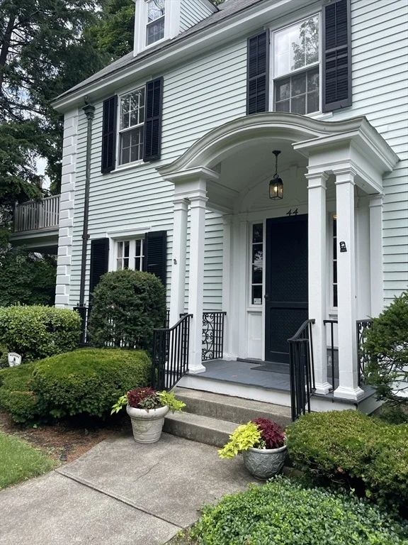 Photo of 44 Metcalf St