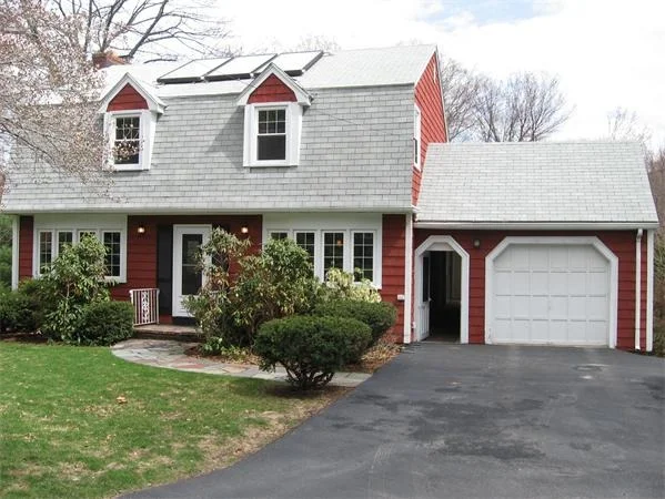 Photo of 1 Valleywood Cir