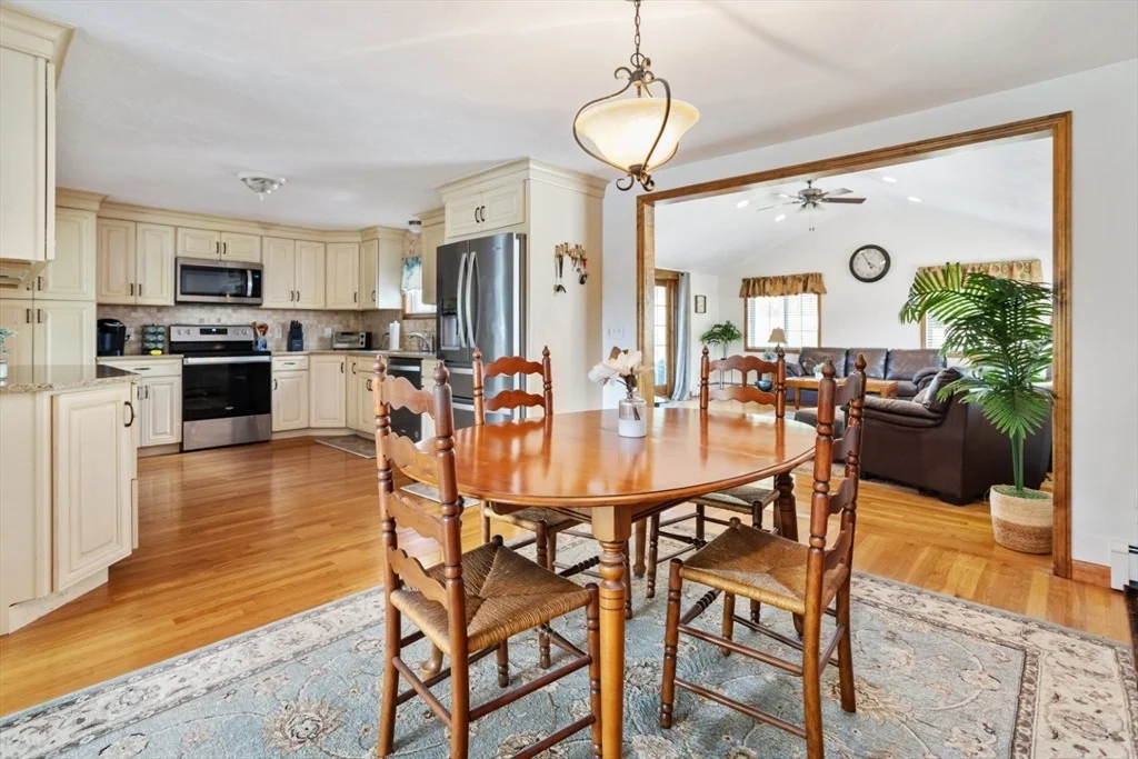 Photo of 44 Blueridge Ave