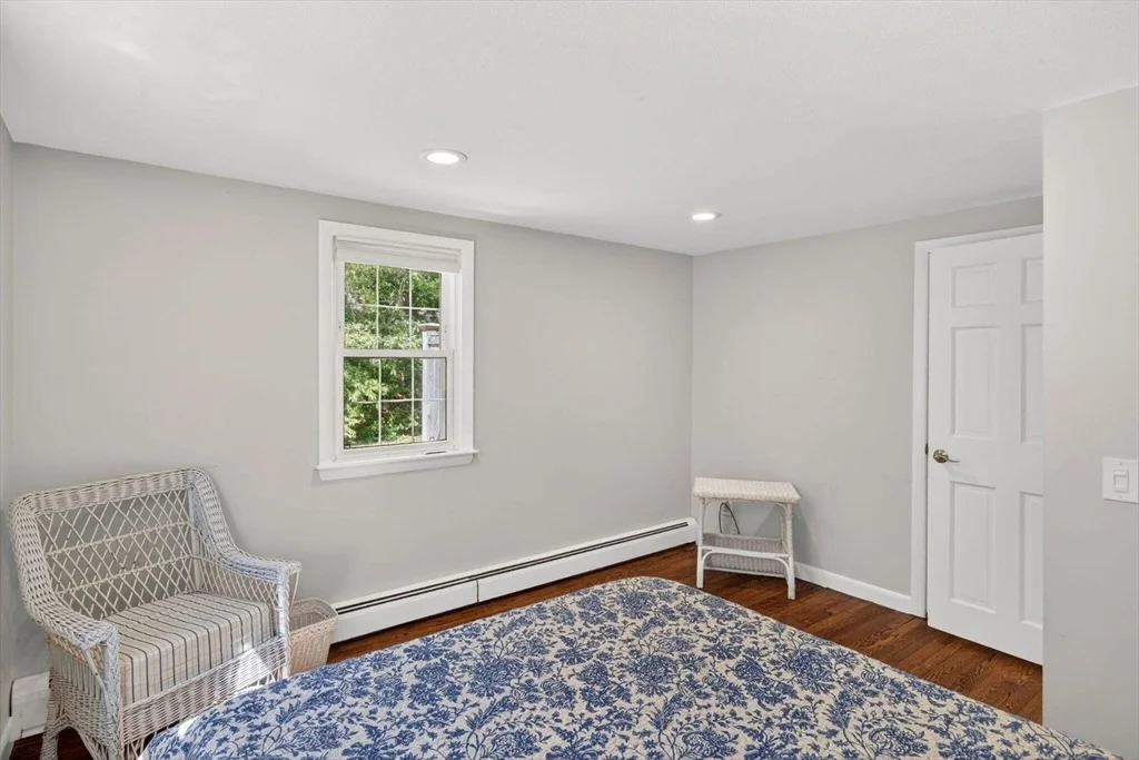 Photo of 4 Forsythia Dr