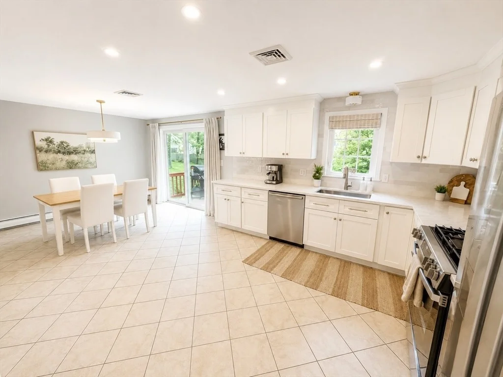 Photo of 8 Concord Rd