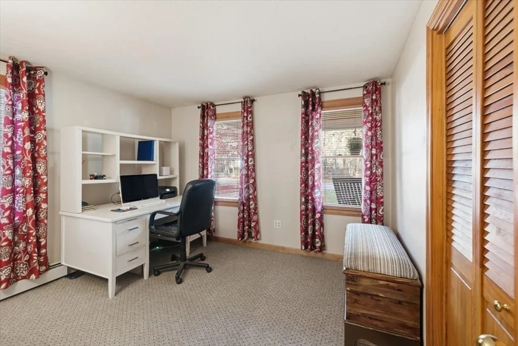 Photo of 109 Great Pines Dr
