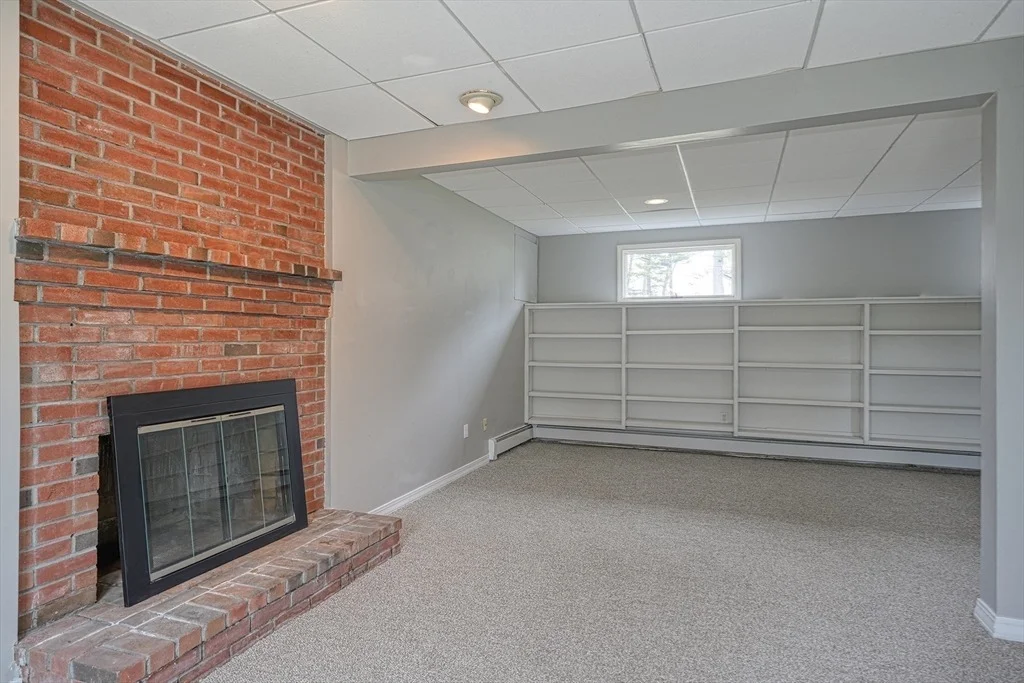 Photo of 1 Maureen Dr