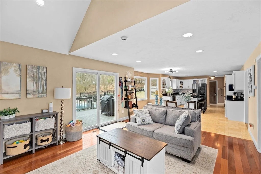Photo of 130 Culloden Dr