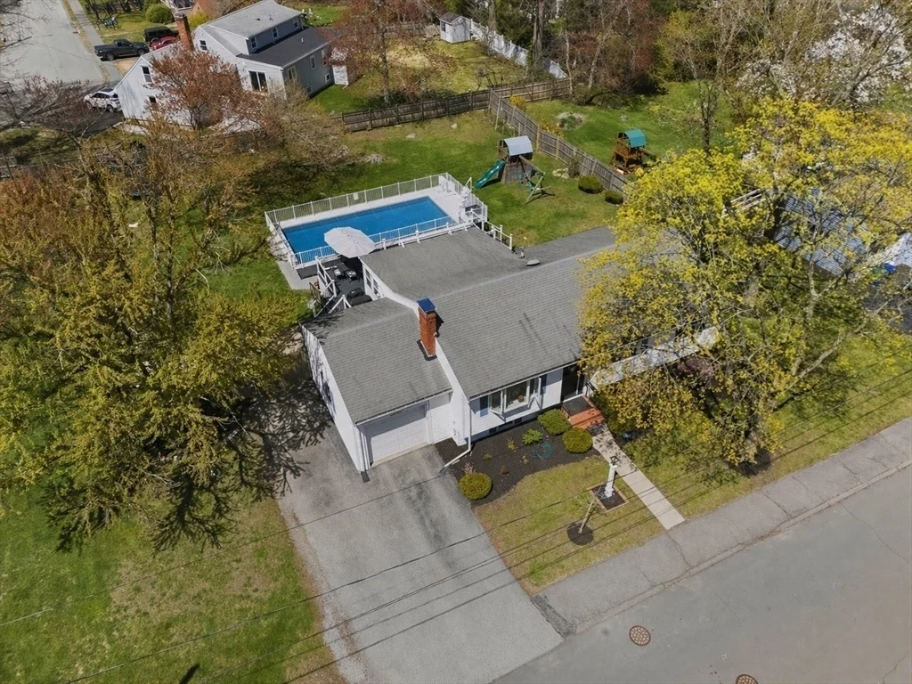 Photo of 27 Sun Valley Dr