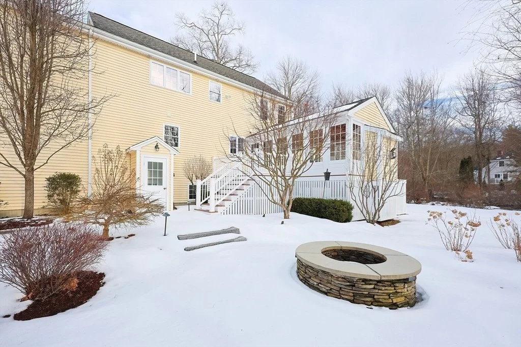 Photo of 8 Empire Dr