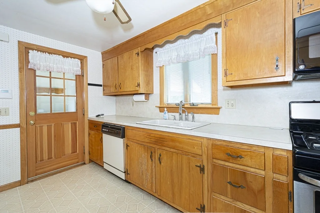 Photo of 463 Farm Rd