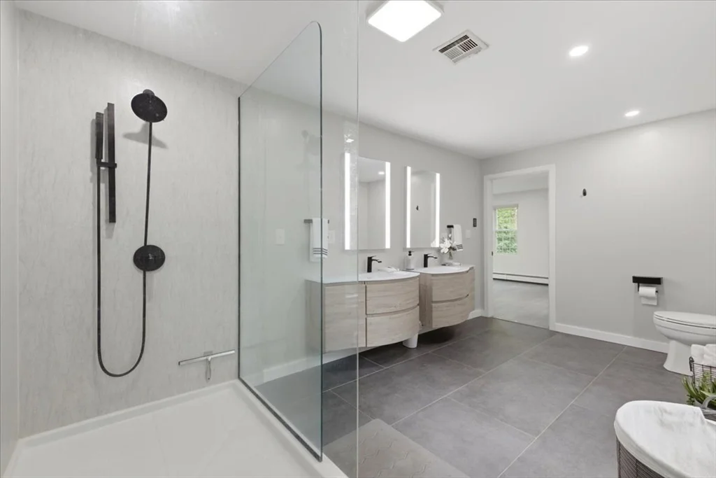 Photo of 46 King St