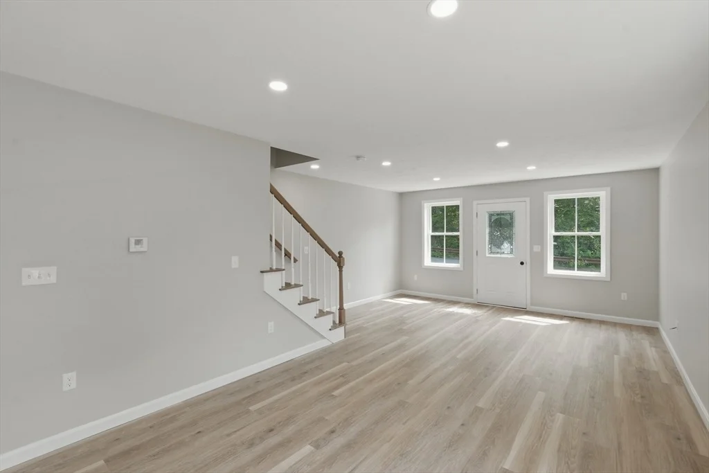 Photo of Unit A at 71 Pine St