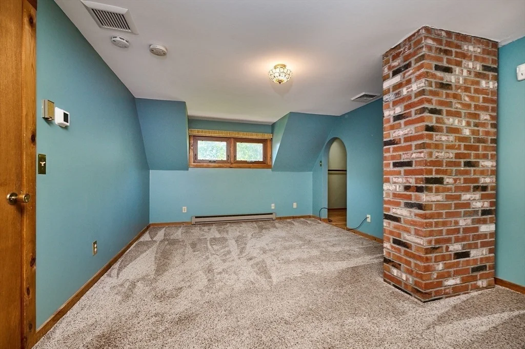 Photo of 10 Hunters Hill Cir