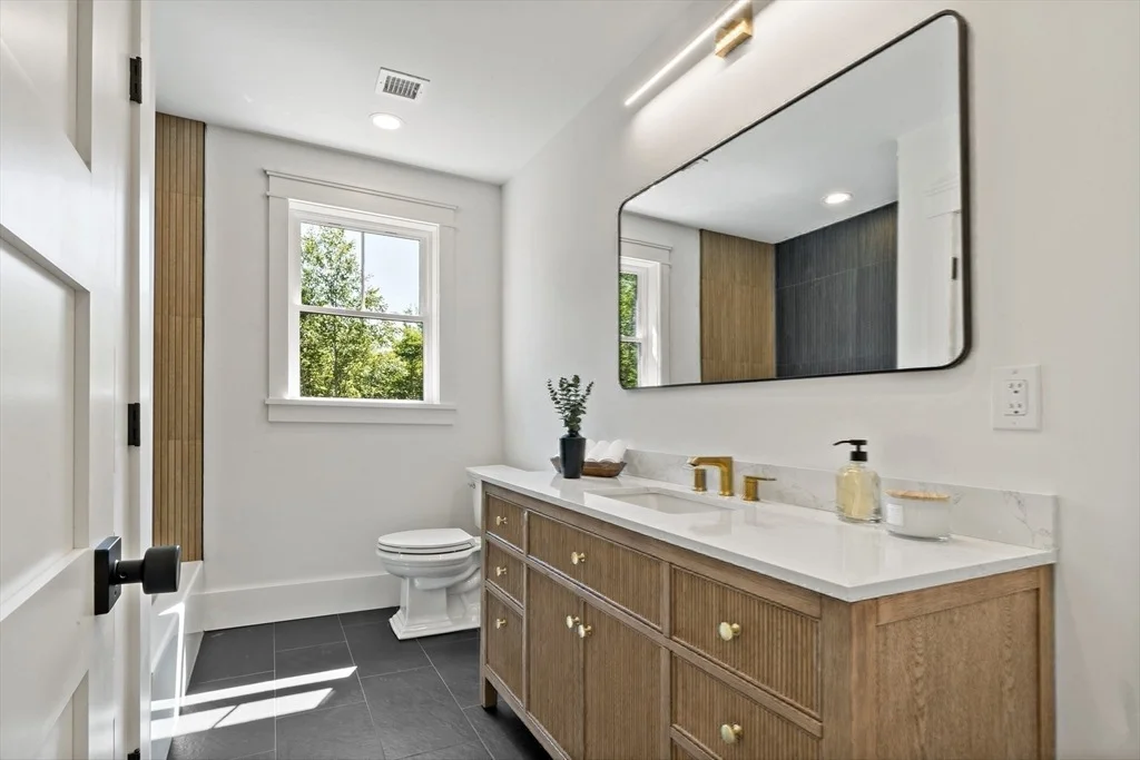 Photo of 15 Bucklin Drive