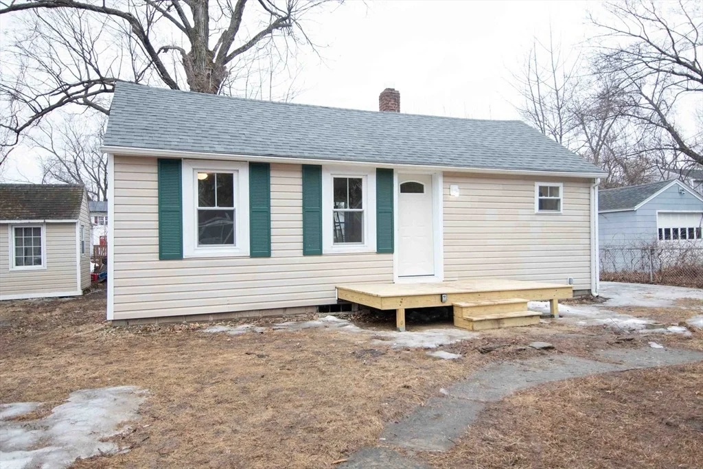 Photo of 154 Denver St