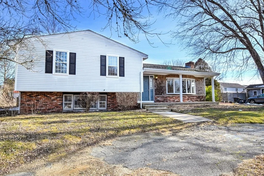 Photo of 49 Broken Bow Ln