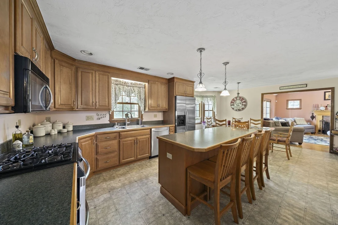 Photo of 49 Lantern Ln