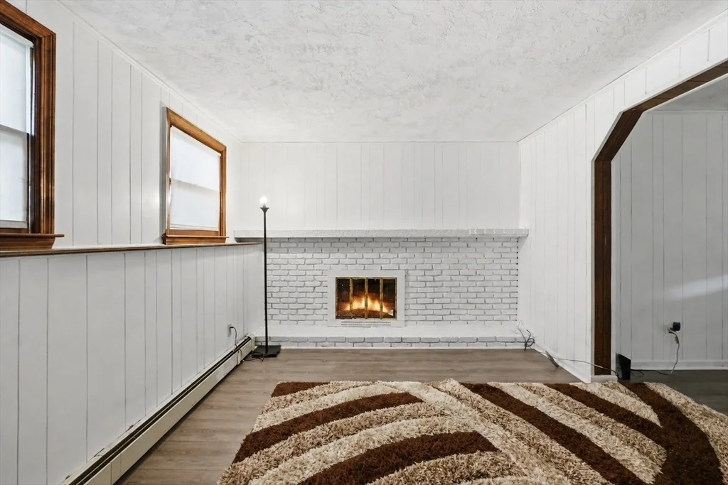 Photo of 64 Marshall St