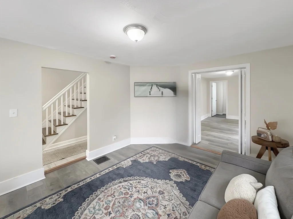 Photo of 103 Middlesex Street