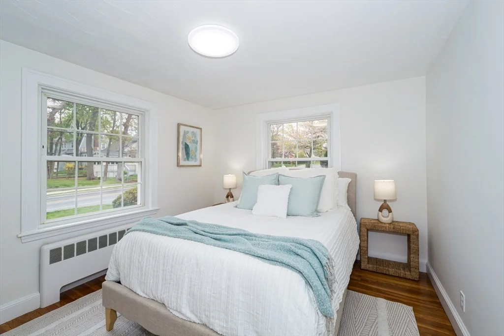 Photo of 250 Bacon St