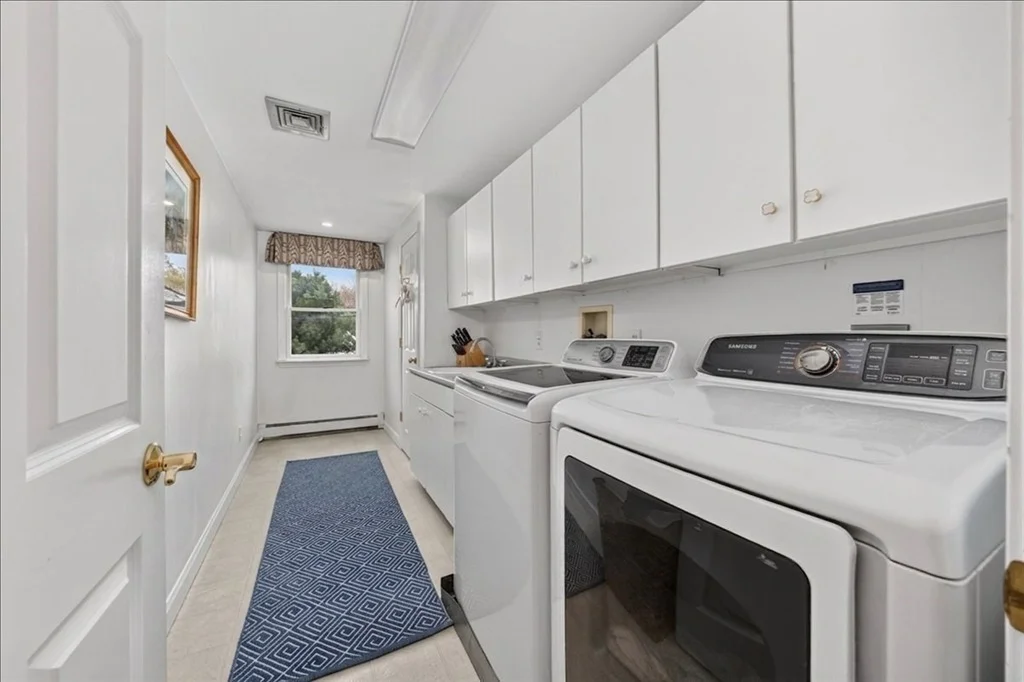 Photo of 18 Crowes Ln
