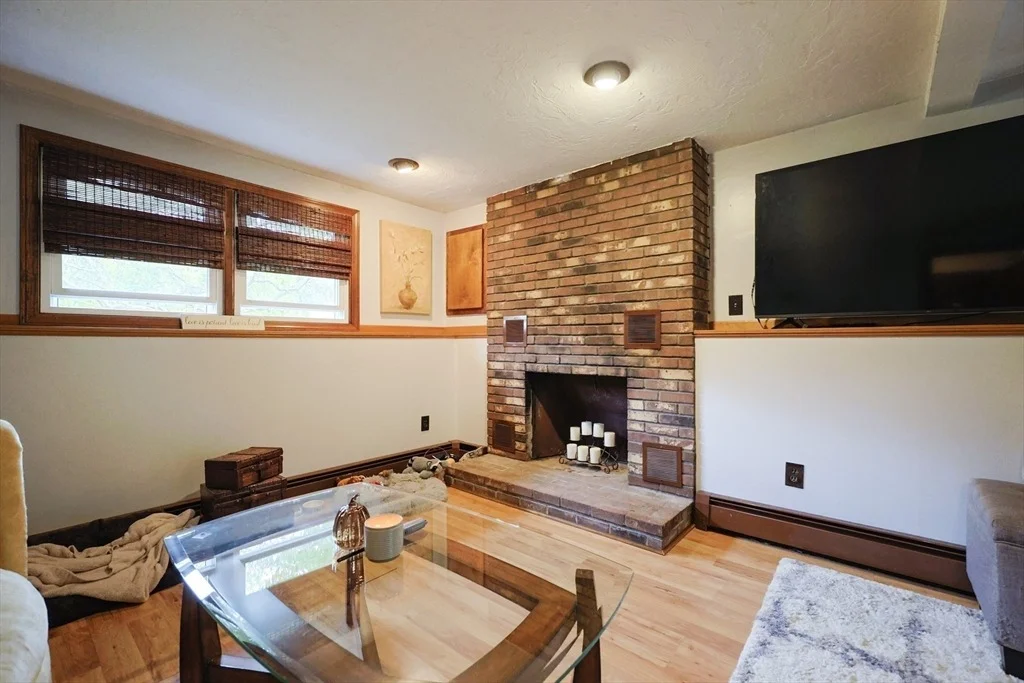 Photo of 7 Sara Dr