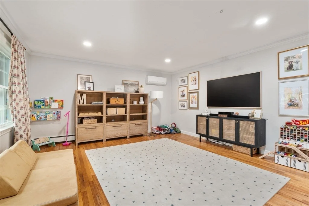 Photo of 47 Westfield Dr