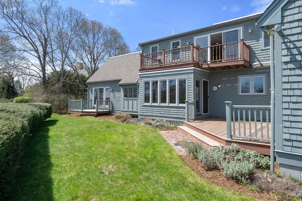 Photo of 205 Carlson Lane