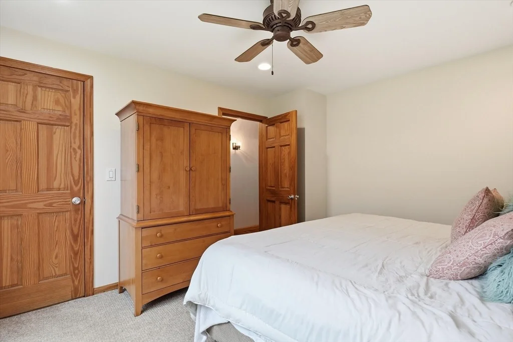 Photo of 8 Searle St