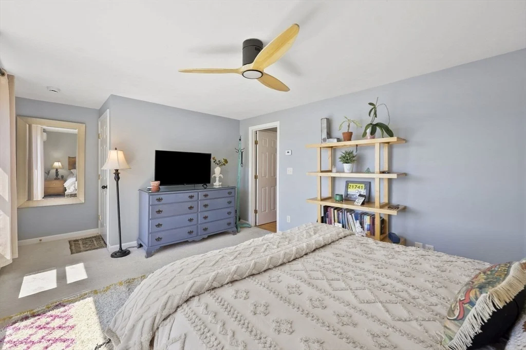Photo of 48 Lambs Grove