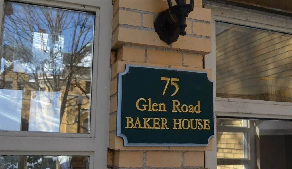 Photo of Unit B4 at 75 Glen Rd