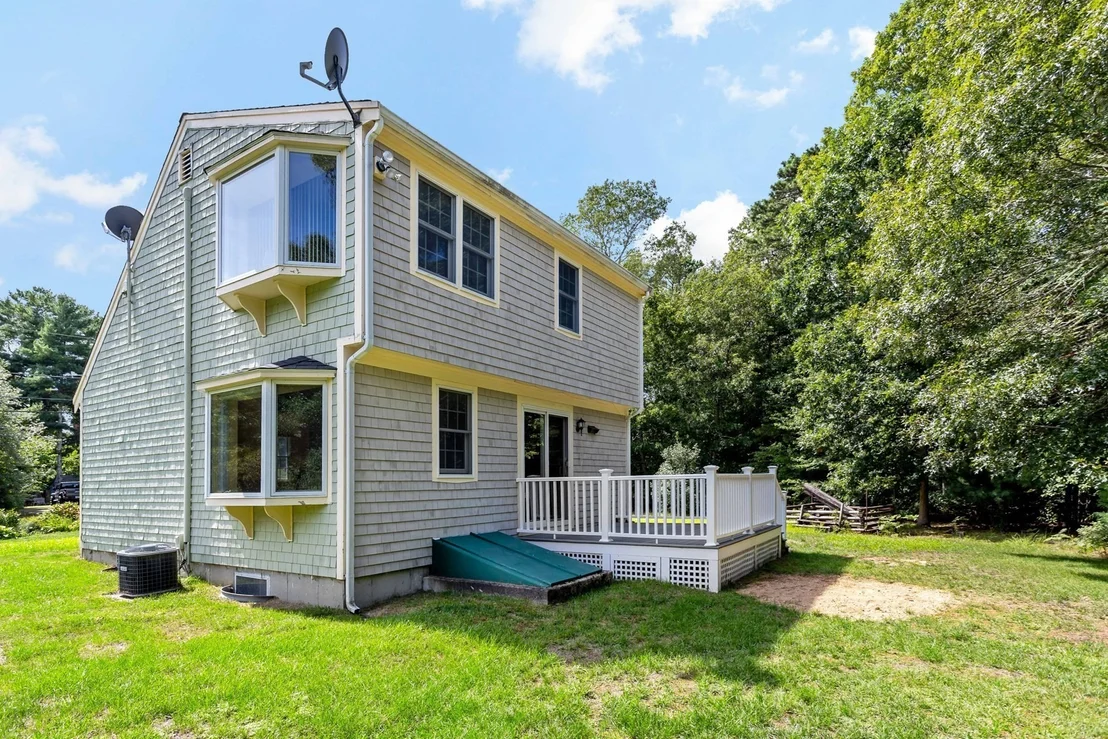 Photo of 378 Ames Way