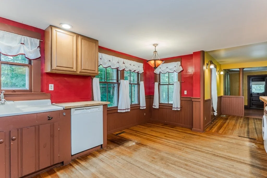 Photo of 52 Maple St