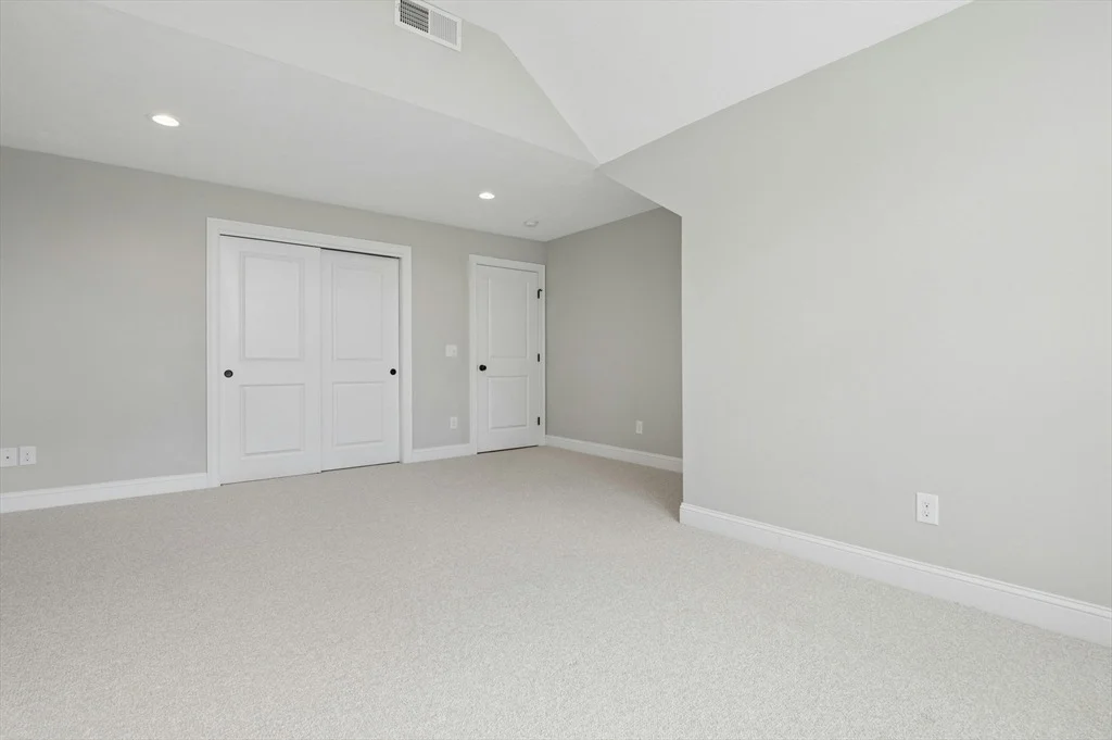 Photo of 129 Derby St