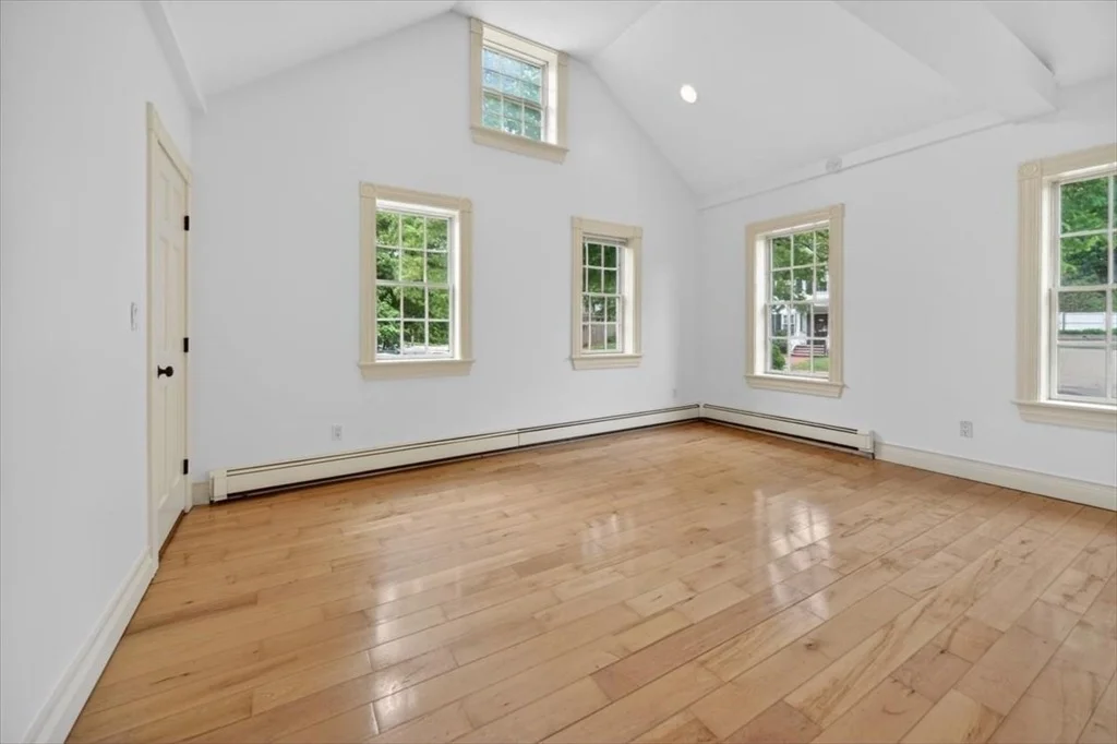 Photo of 106 Fort Hill