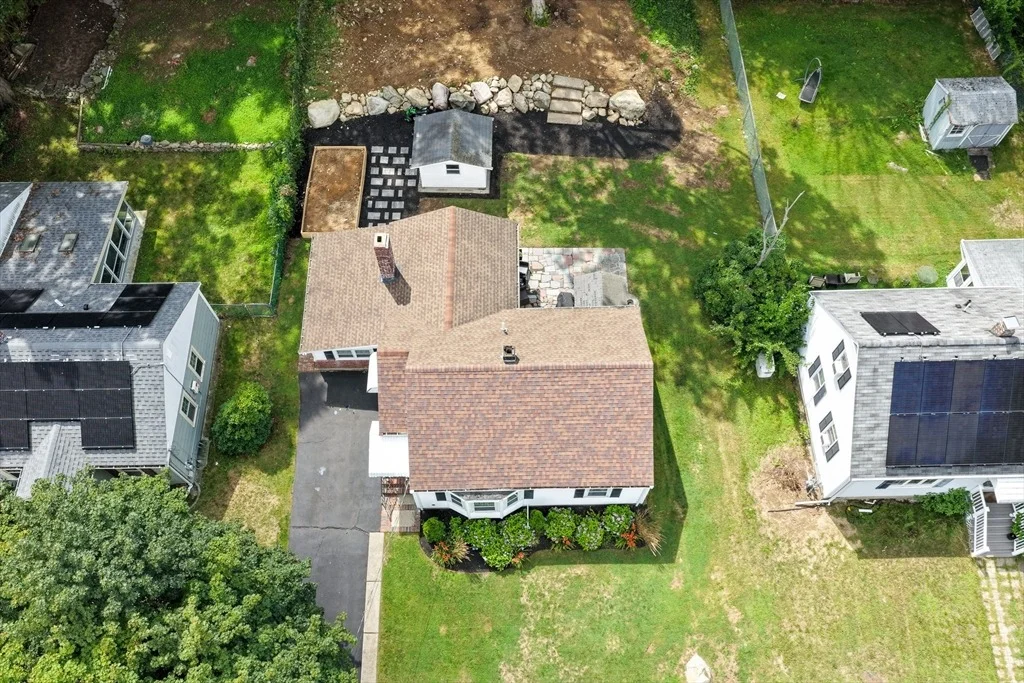 Photo of 40 Oneida Ave