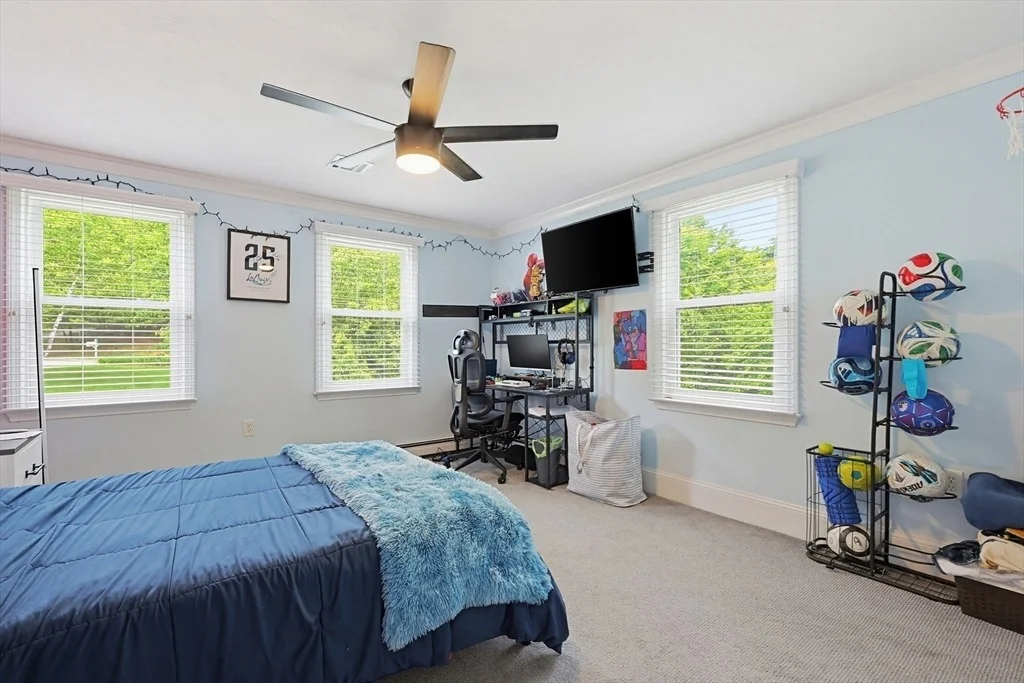 Photo of 1 Leone Ln