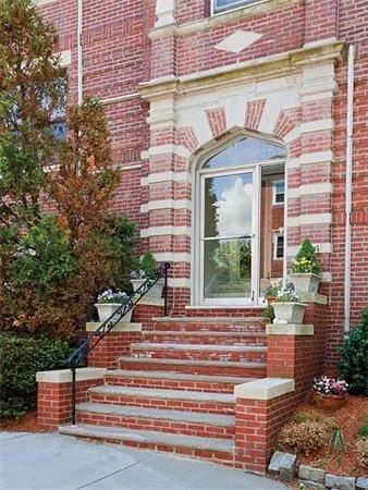 Photo of Unit 2 at 34 Garrison Road