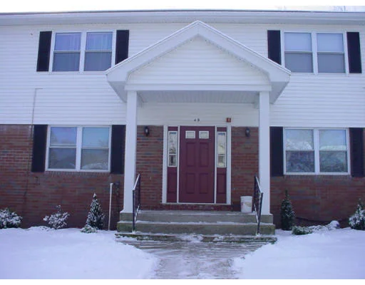 Photo of Unit A at 49 Colonial Cir