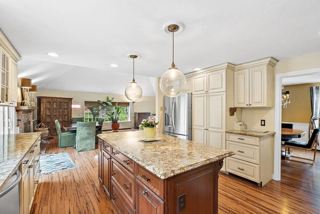 Photo of 821 Concord Road