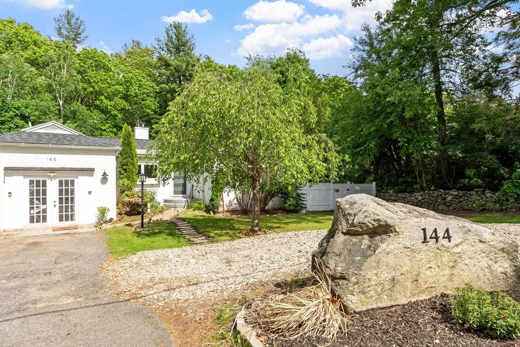 Photo of 144 Bailey Rd.