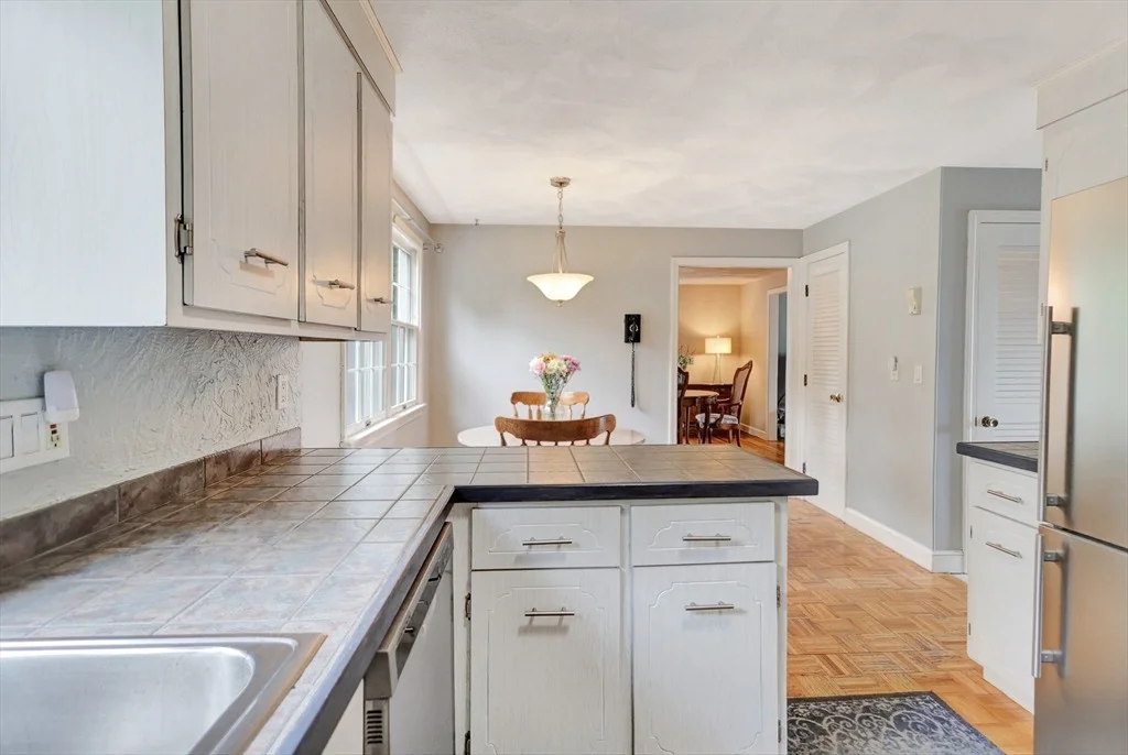 Photo of 10 Emile Circle