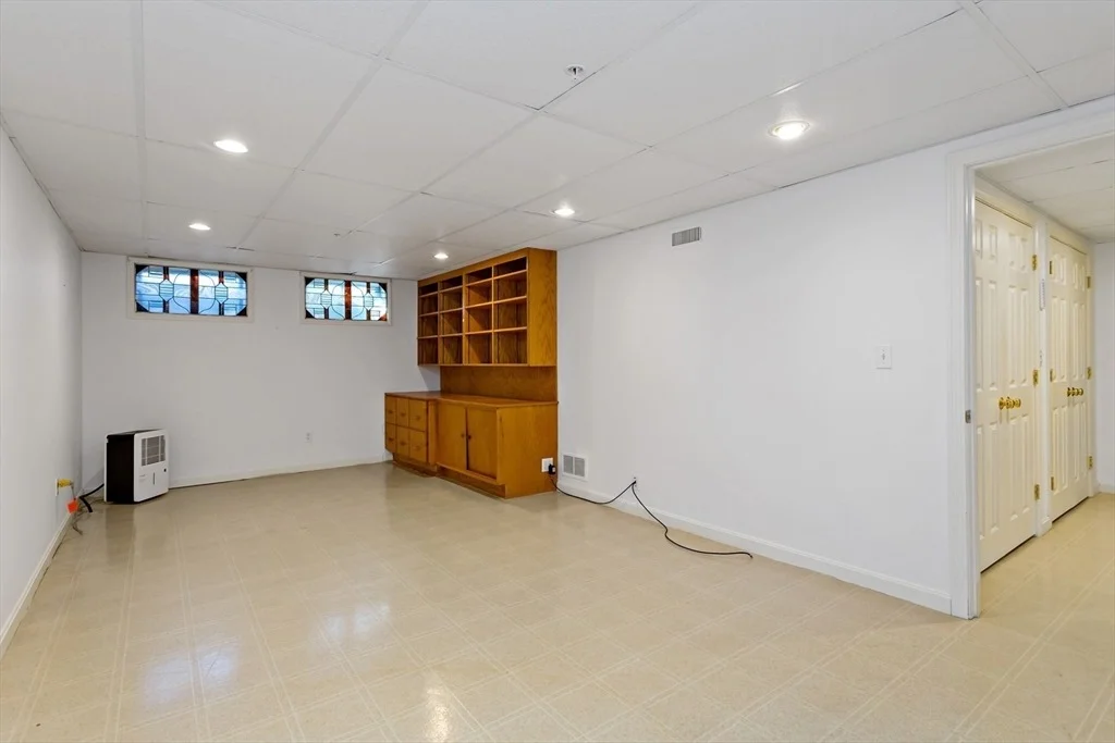 Photo of Unit 19 at 19 Executive Dr